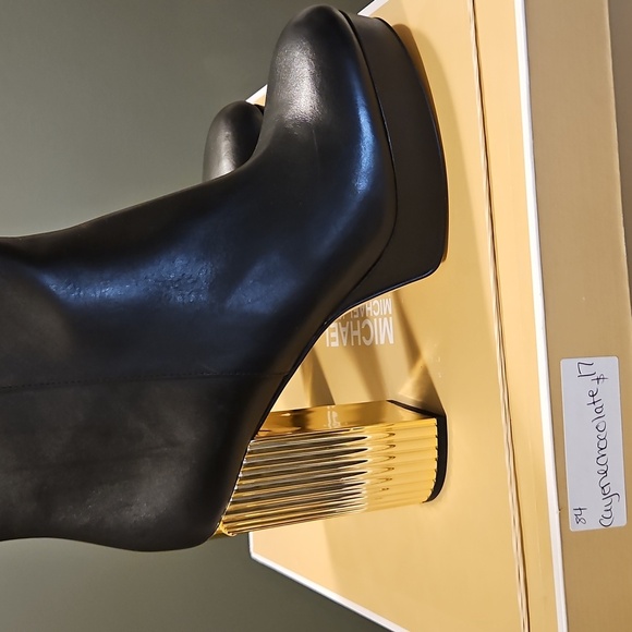 Michael Kors Elegant Black Women's Boots - Picture 3 of 7